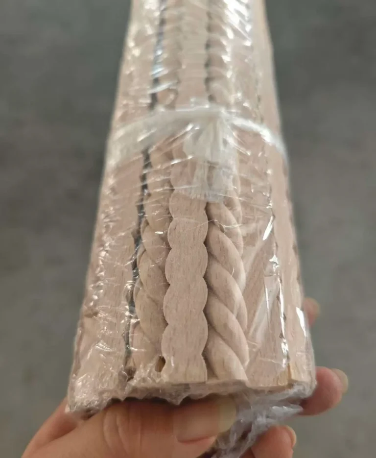 HALF ROUND ROPE MOULDING